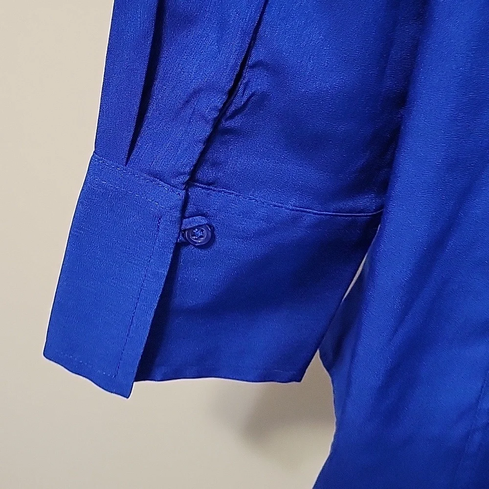 Women's button down - Picture 3 of 3